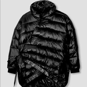 Universal Standard Kanda Puffer